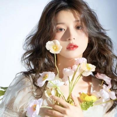 巨蛇闯女校